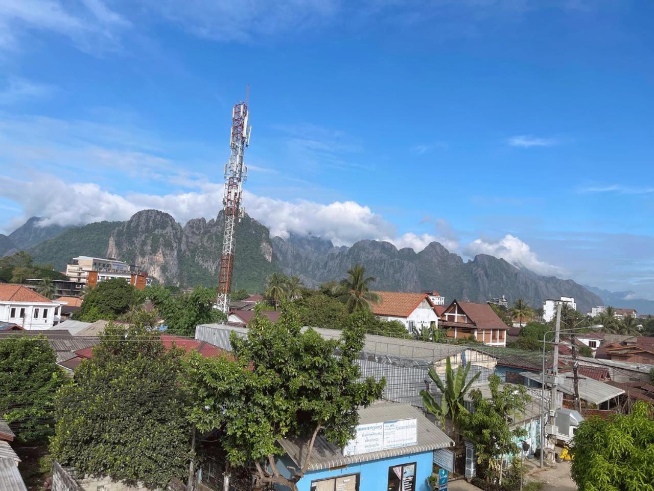Smile Guesthouse Vangvieng Vang Vieng Εξωτερικό φωτογραφία