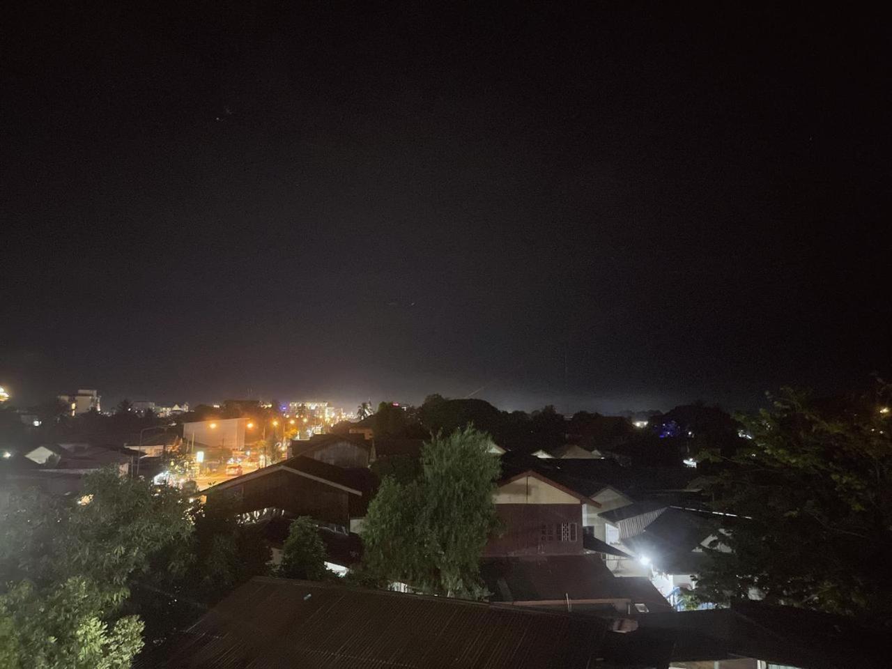 Smile Guesthouse Vangvieng Vang Vieng Εξωτερικό φωτογραφία