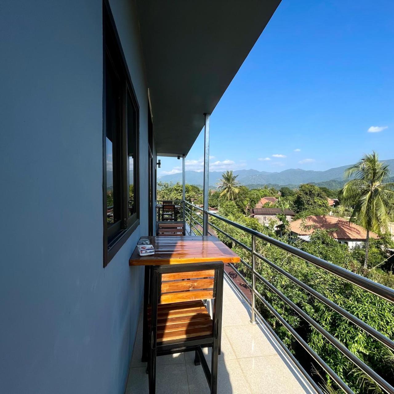 Smile Guesthouse Vangvieng Vang Vieng Εξωτερικό φωτογραφία