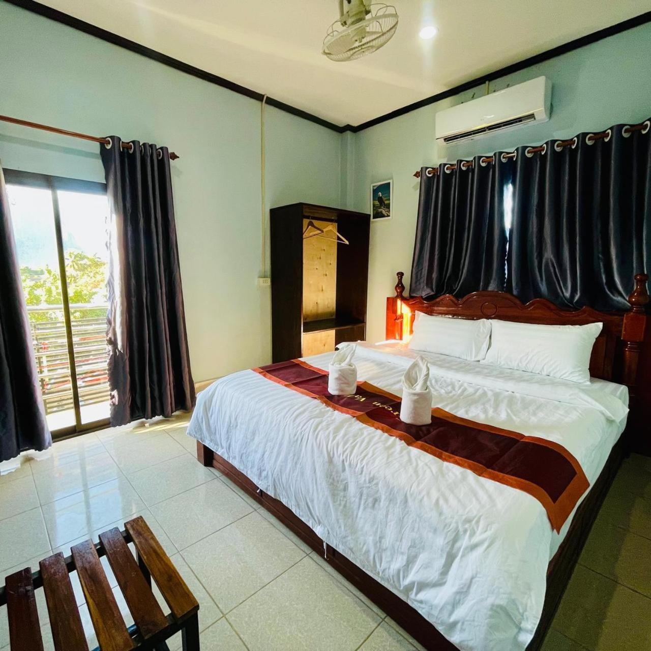Smile Guesthouse Vangvieng Vang Vieng Εξωτερικό φωτογραφία