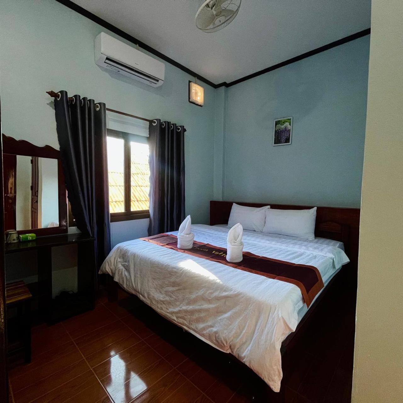 Smile Guesthouse Vangvieng Vang Vieng Εξωτερικό φωτογραφία