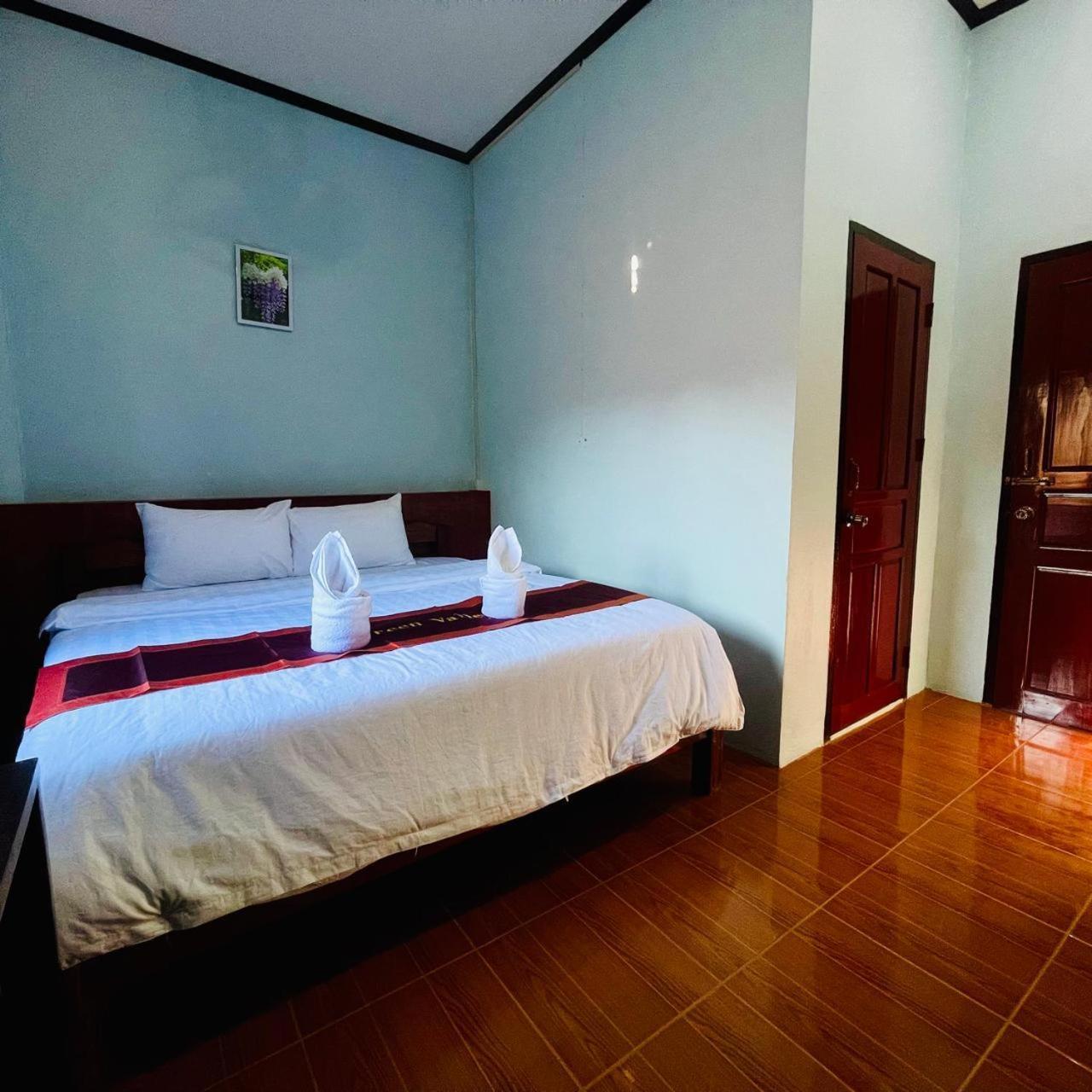 Smile Guesthouse Vangvieng Vang Vieng Εξωτερικό φωτογραφία
